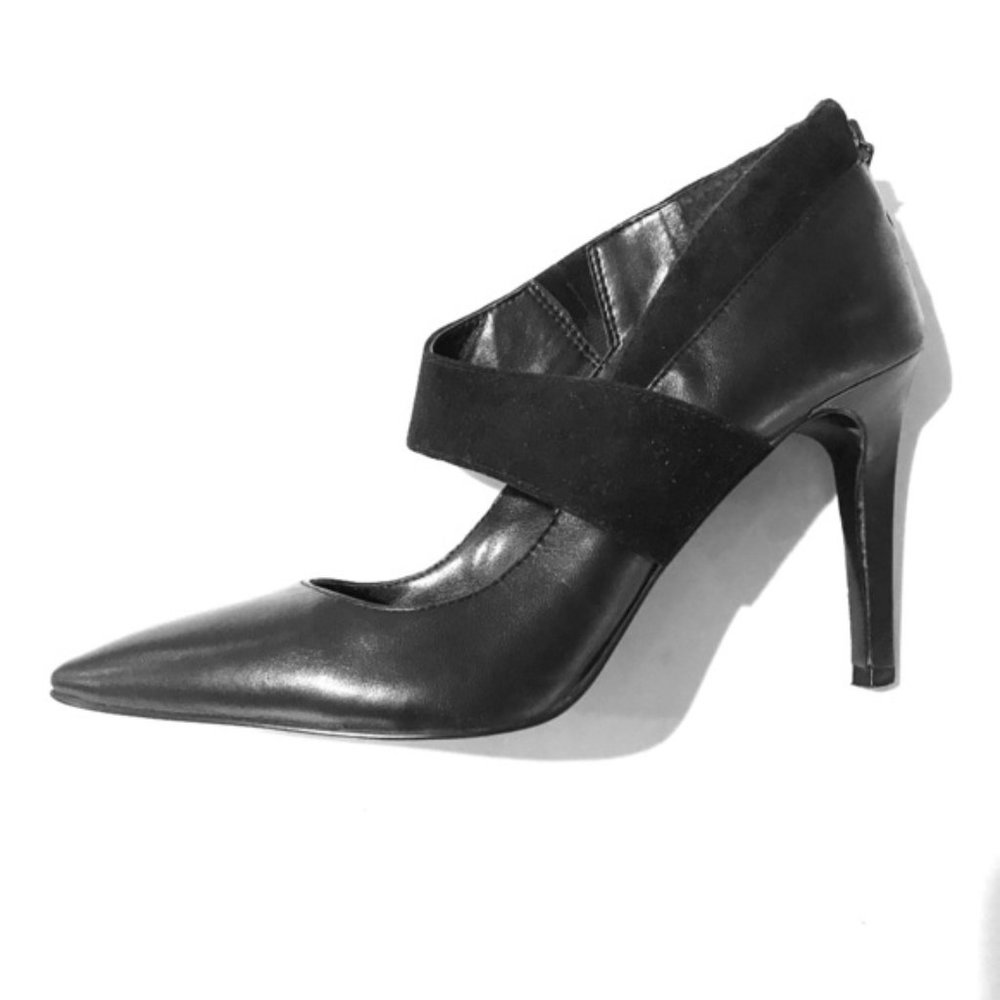 Vince Camuto Genuine Leather & Suede Pointy Black Pumps